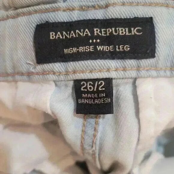 Banana Republic Women's Light Wash Cotton/Lyocell Belted High Rise Wide Leg Jean - Picture 7 of 8